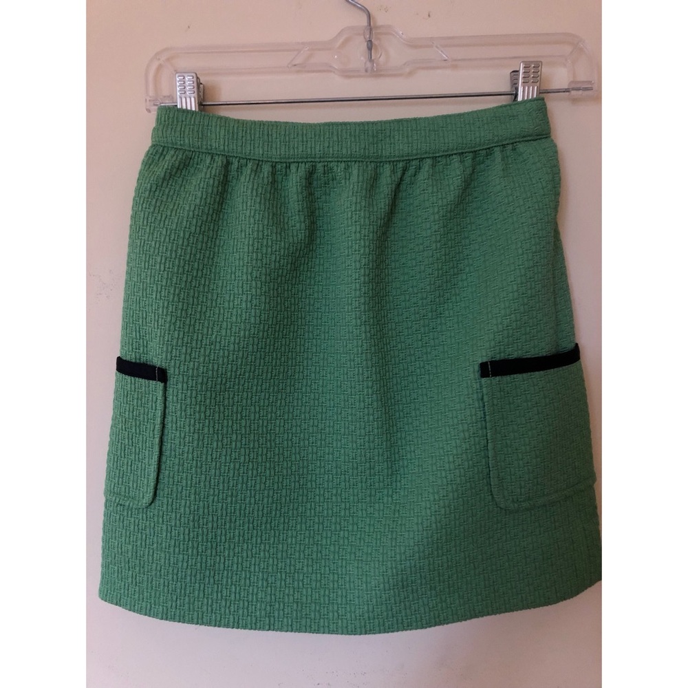 Brooks Brothers Kelly green skirt